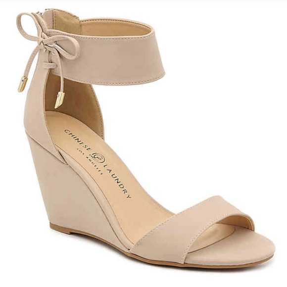 Chinese Laundry Camomile Wedge Sandal - Picture 1 of 4